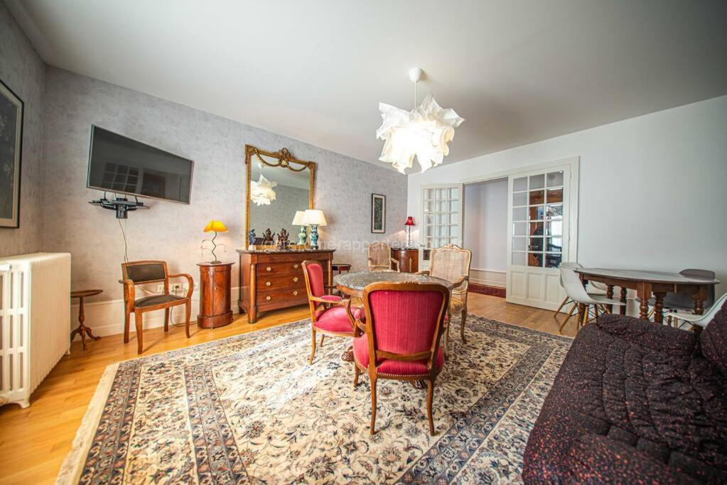 Photo de Le grand Géromois - Spacious - Private parking