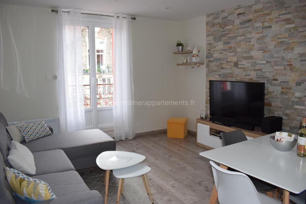 Photo de Superbe T3 classé 3 étoiles Chez Cathy et Frank situé en plein centre de Gérardmer