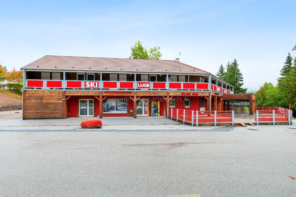 Photo de Studio accueillant à Gérardmer, 31 m² avec vue sur montagne