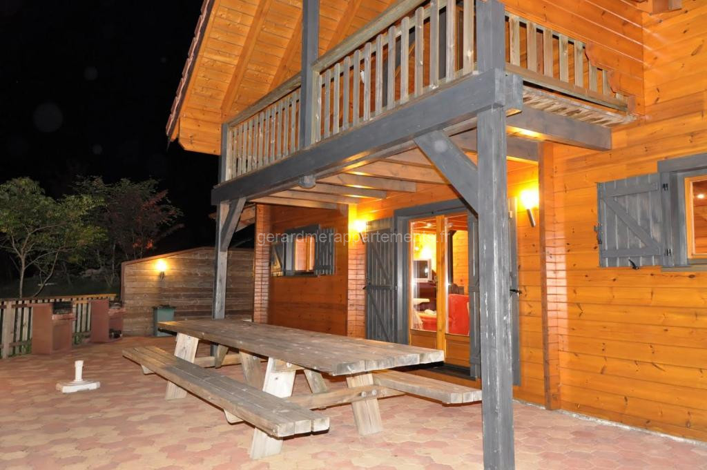 Photo du Chalet Maya, Belle vue lac, Sauna, SPA et Wifi