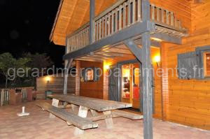 Chalet Maya, Belle vue lac, Sauna, SPA et Wifi à Gérardmer