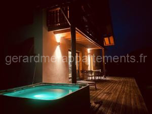 Spacieuse maison type chalet avec jacuzzi à Gérardmer