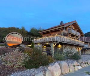 Chalet des Cîmes, chaleureux avec jacuzzi et sauna à Gérardmer