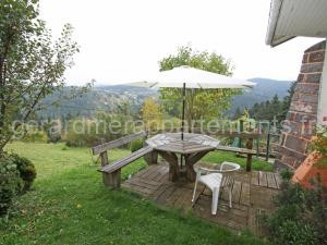 Charmant gîte avec terrasse, WiFi et garage moto à Gérardmer - FR-1-589-133 à Gérardmer